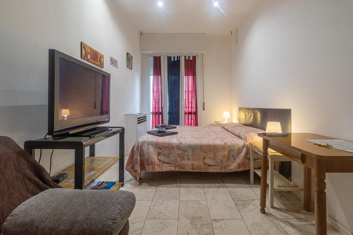 Bologna Bed Station Hotell Eksteriør bilde